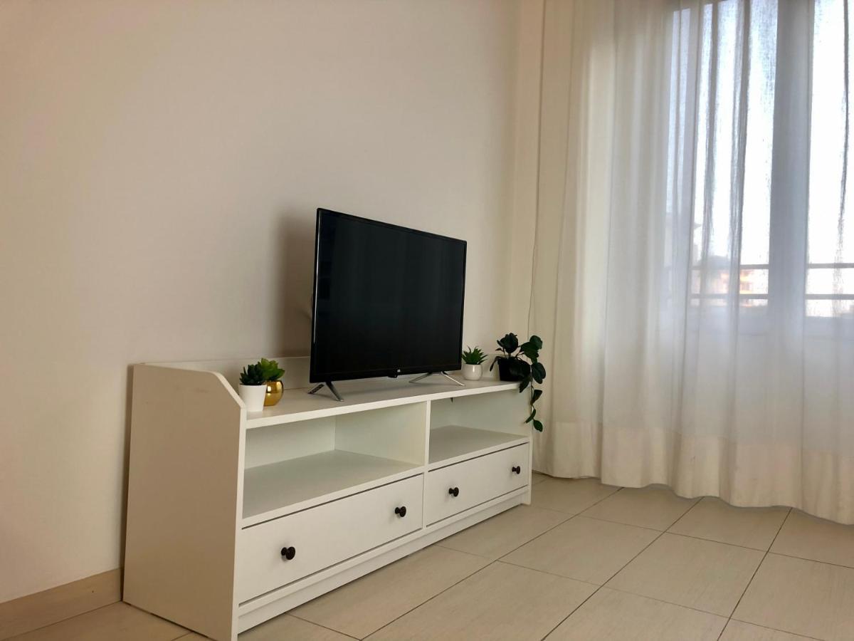 Marco Polo Apartment Милано Екстериор снимка