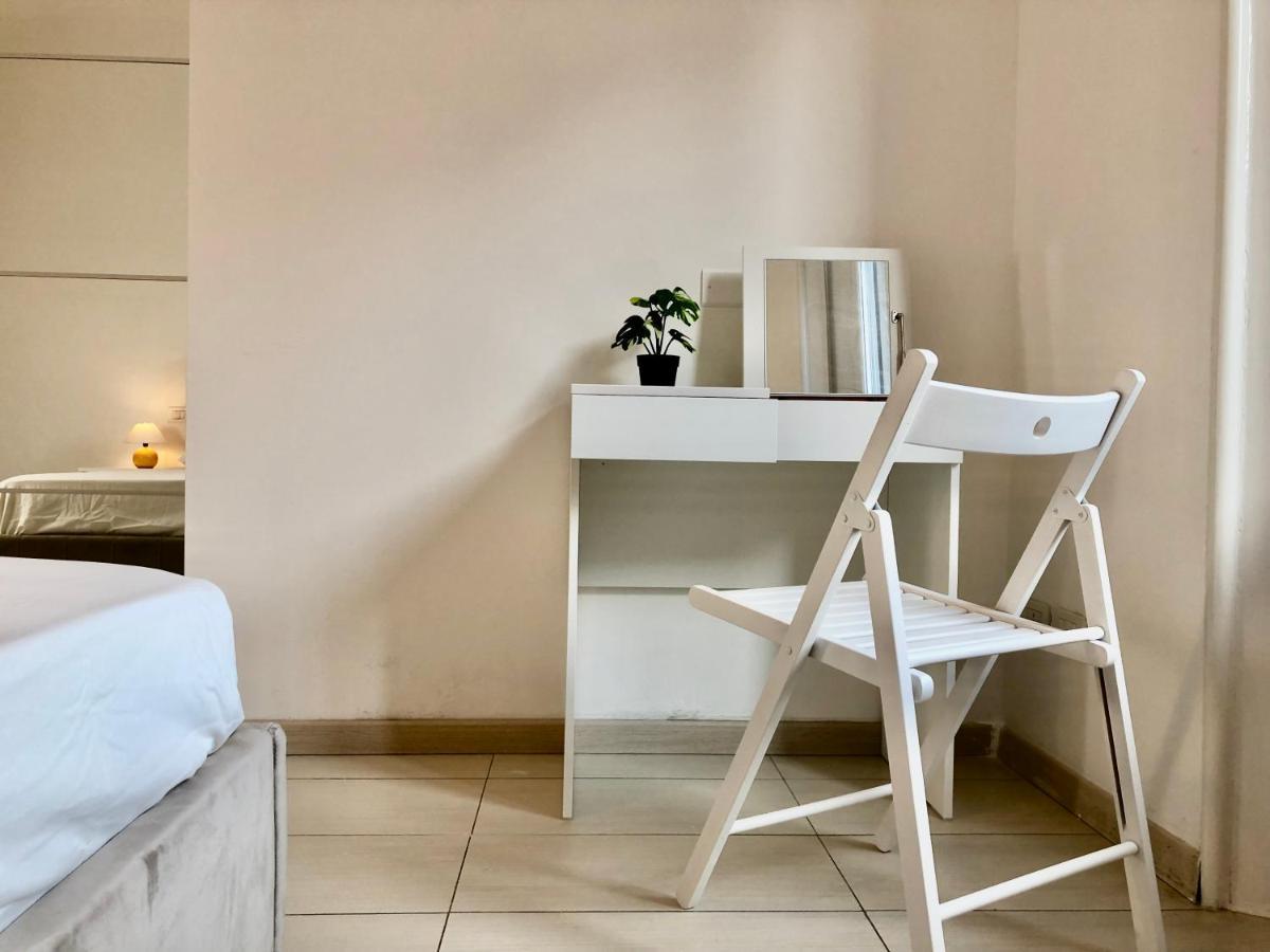 Marco Polo Apartment Милано Екстериор снимка