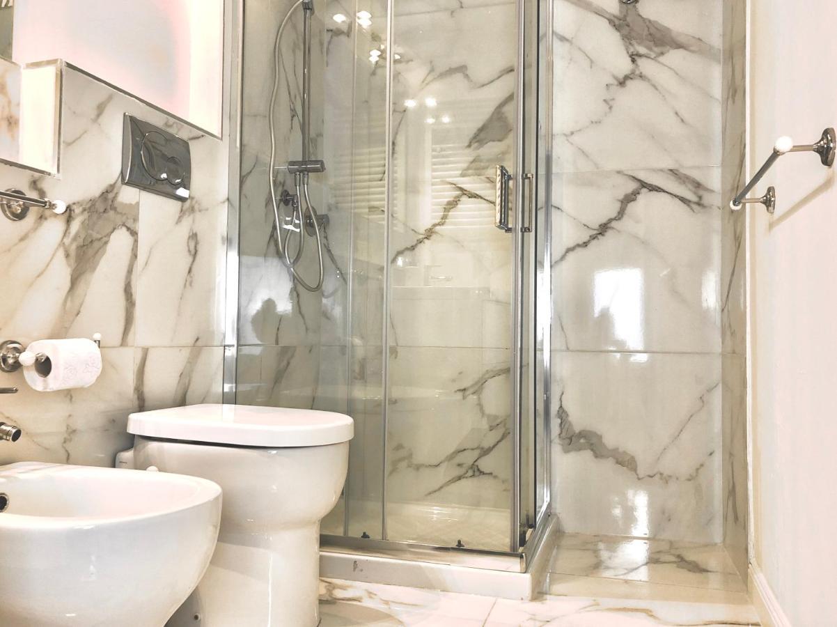 Marco Polo Apartment Милано Екстериор снимка